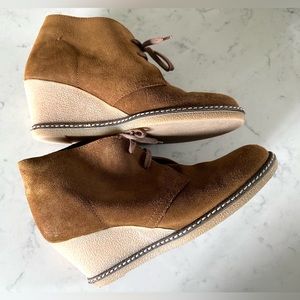 J.Crew Suede Lace-Up Wedge Booties – Women’s Size 9 | Brown Suede Ankle Chukkas